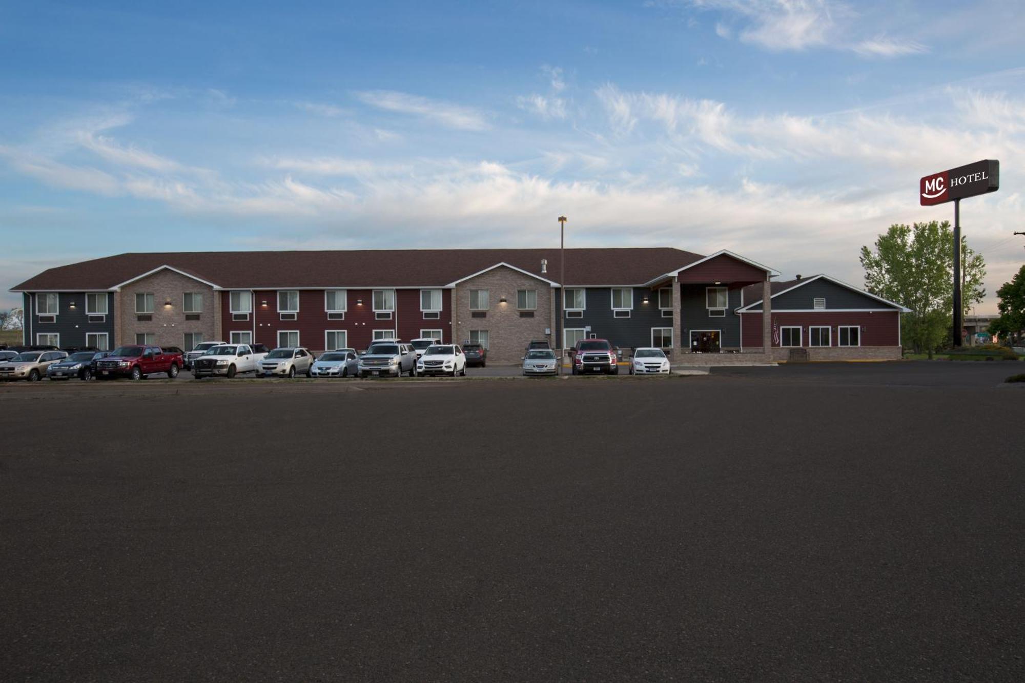 Miles City Hotel エクステリア 写真