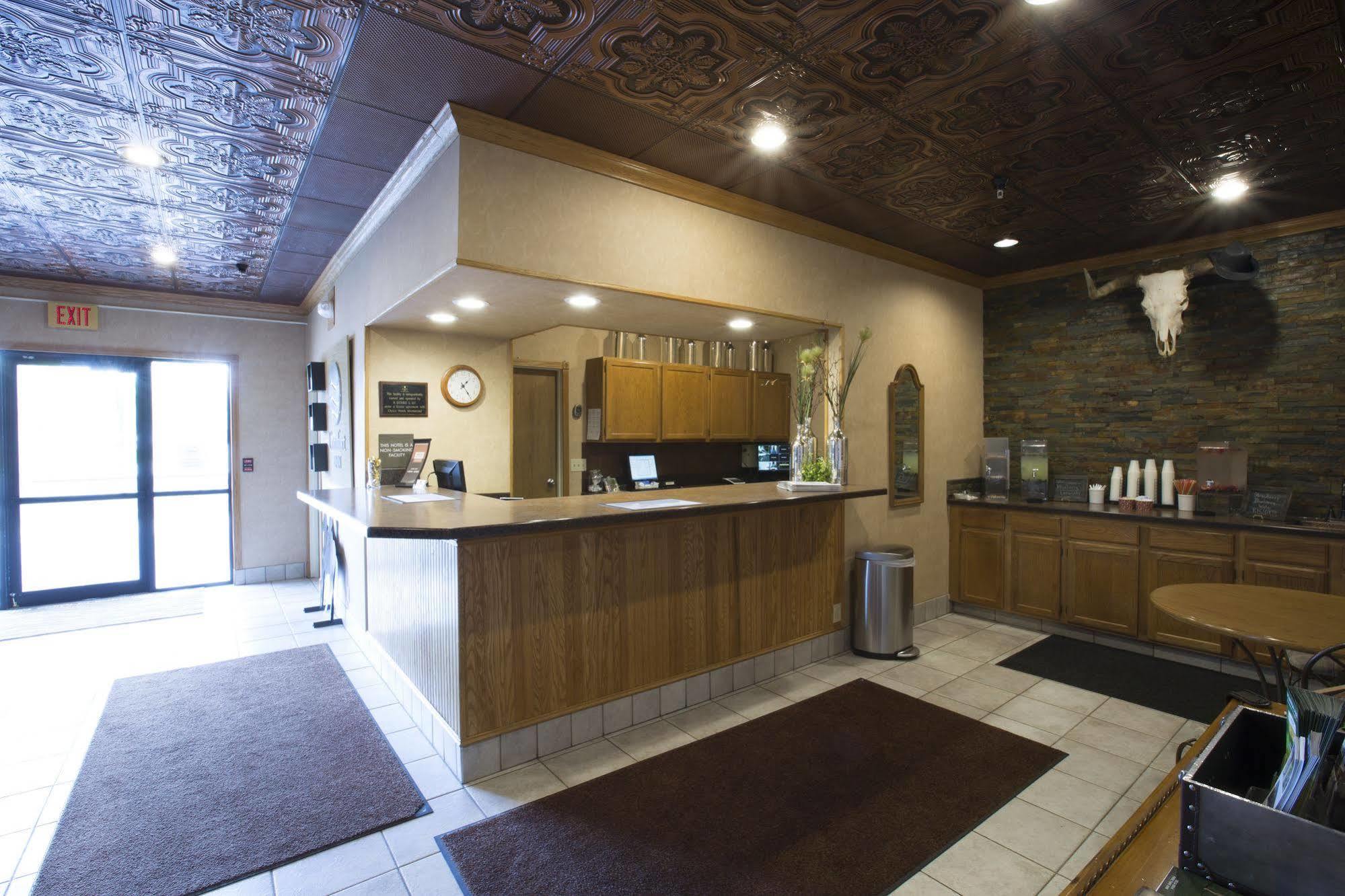 Miles City Hotel エクステリア 写真