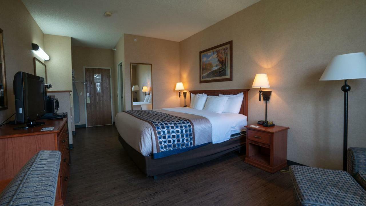 Miles City Hotel エクステリア 写真