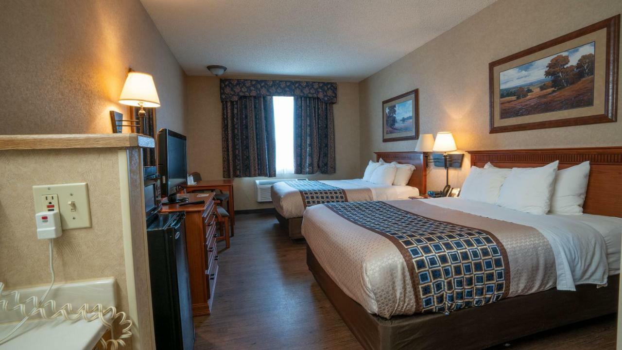 Miles City Hotel エクステリア 写真